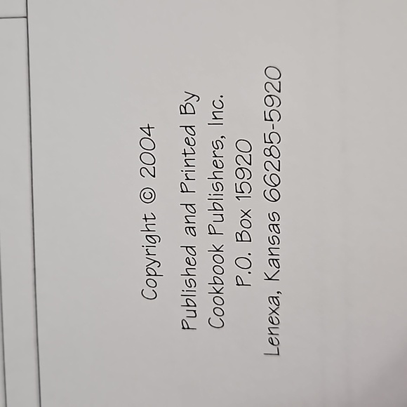 SOUTHERN SECRETS Recipes Cookbook compiled by Elsie Lee Briggs-2004-EC - Picture 3 of 5